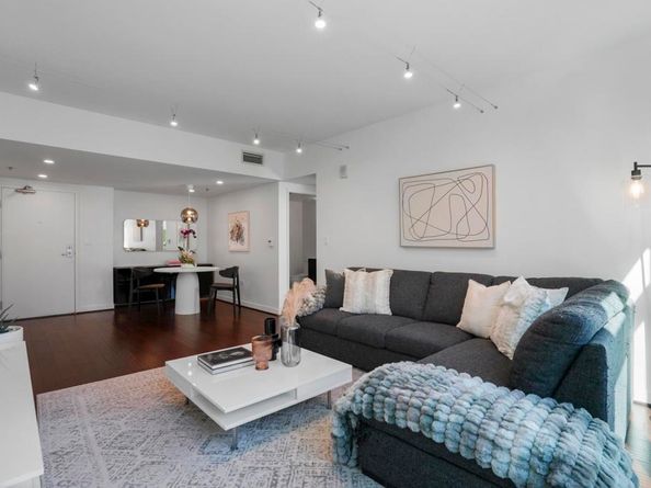 425 W BEECH Street 521, San Diego CA 92101