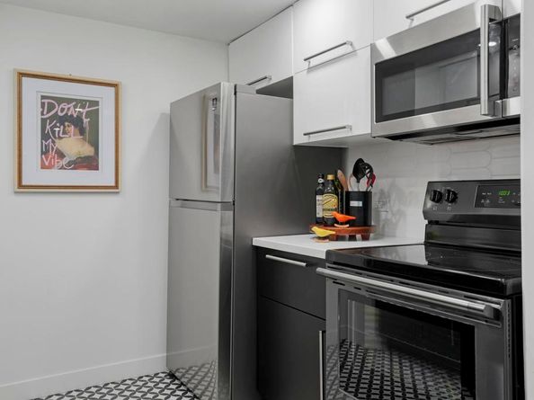425 W BEECH Street 521, San Diego CA 92101