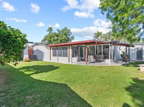 2214 N Spruce Street, Santa Ana CA 92706