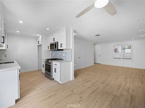 115 Morristown, Costa Mesa CA 92626