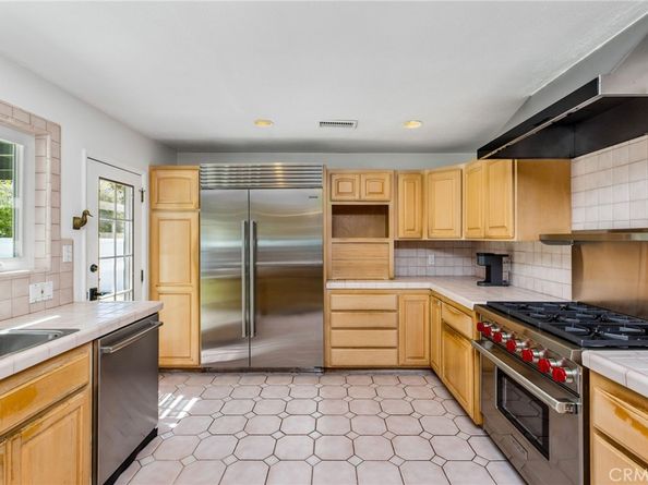 8418 Belford Avenue, Los Angeles CA 90045