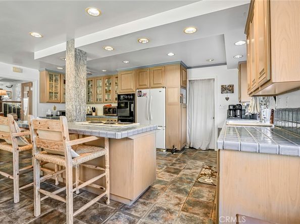 9522 Yellowstone Drive, Huntington Beach CA 92646