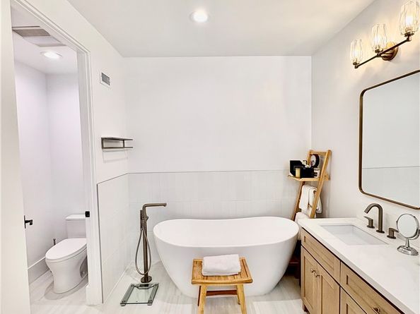 2621 Gates Avenue B, Redondo Beach CA 90278