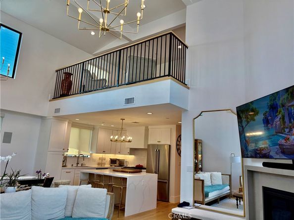 2621 Gates Avenue B, Redondo Beach CA 90278