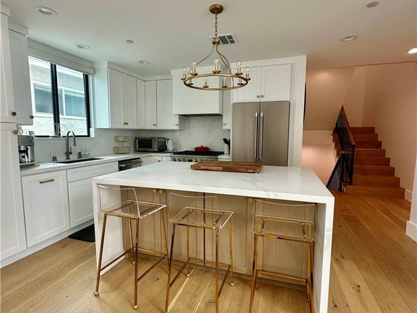2621 Gates Avenue B, Redondo Beach CA 90278