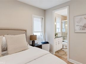 604 Manhattan Beach Boulevard, Manhattan Beach CA 90266