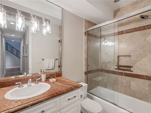 604 Manhattan Beach Boulevard, Manhattan Beach CA 90266