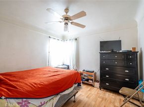 7427 S Hoover Street, Los Angeles CA 90044