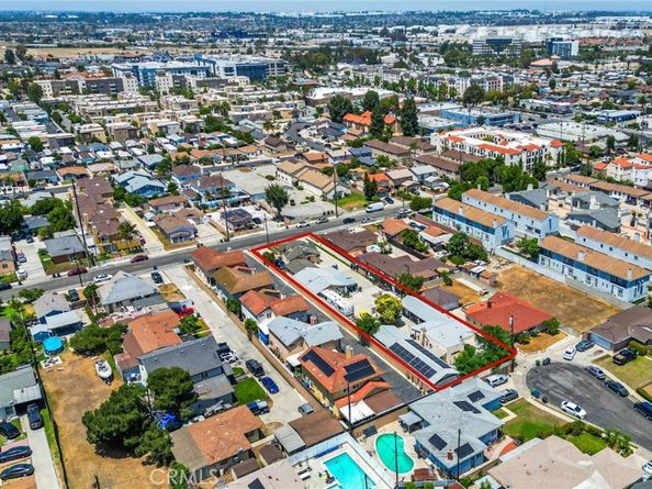 546 E 220th Street, Carson CA 90745