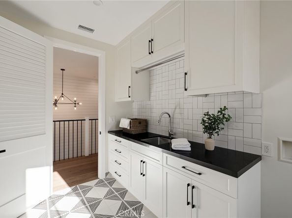 1820 9th Street, Manhattan Beach CA 90266