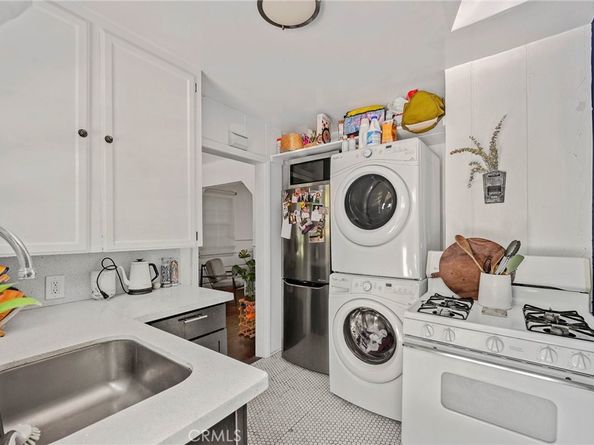 155 S Westmoreland Avenue, Los Angeles CA 90004