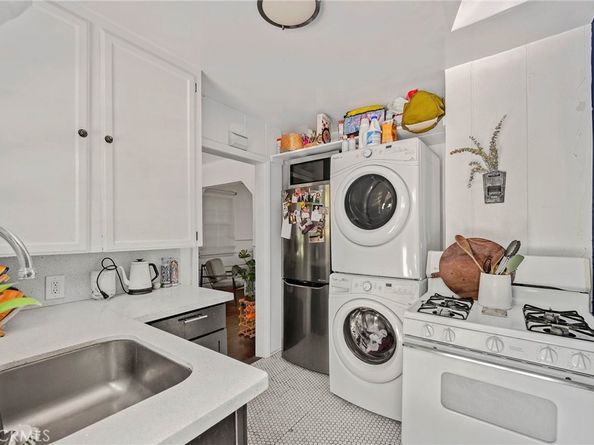 155 S Westmoreland Avenue, Los Angeles CA 90004