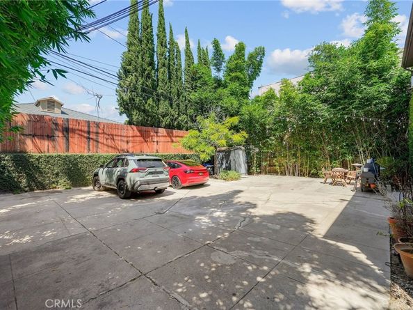 155 S Westmoreland Avenue, Los Angeles CA 90004