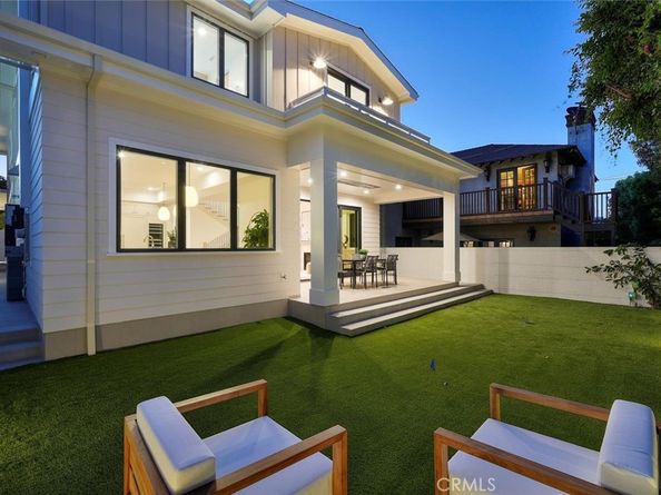 2904 Palm Avenue, Manhattan Beach CA 90266