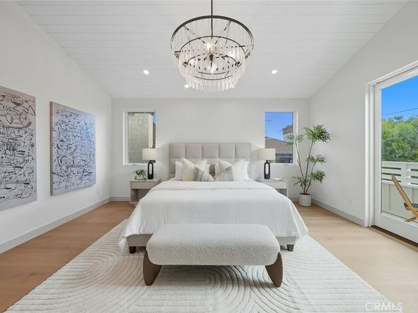 2904 Palm Avenue, Manhattan Beach CA 90266