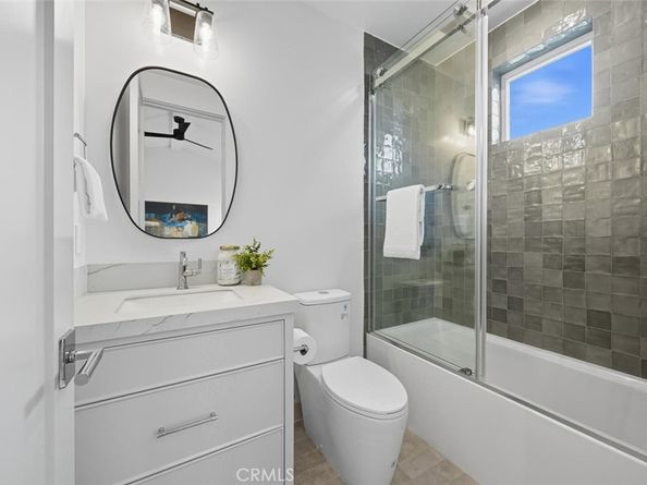 2904 Palm Avenue, Manhattan Beach CA 90266