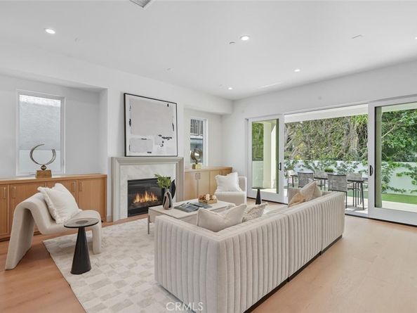 2904 Palm Avenue, Manhattan Beach CA 90266