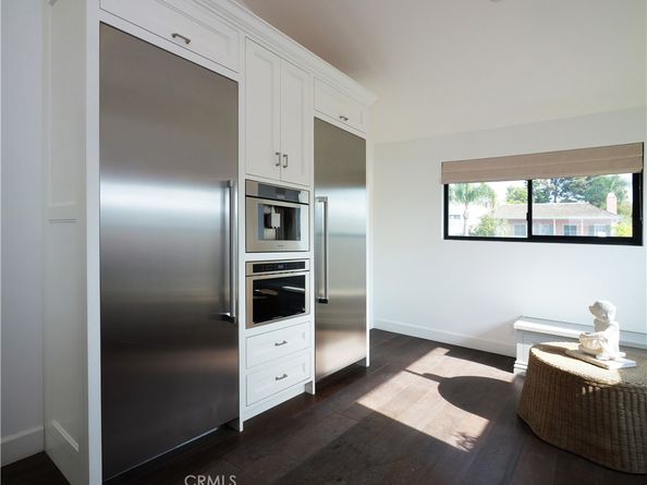 207 S Poinsettia Avenue, Manhattan Beach CA 90266