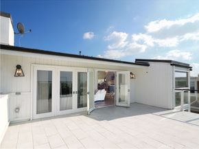 207 S Poinsettia Avenue, Manhattan Beach CA 90266