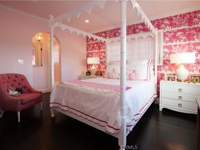 207 S Poinsettia Avenue, Manhattan Beach CA 90266