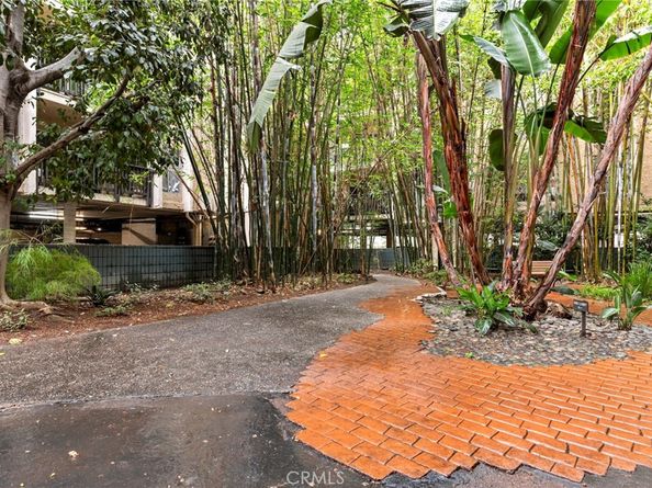 5202 Raintree Circle, Culver City CA 90230