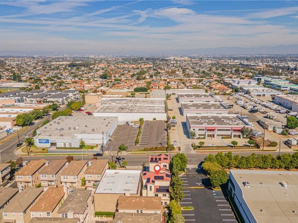 4102 Spencer St, Torrance CA 90503