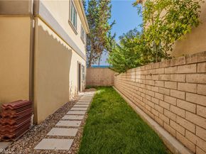 4102 Spencer St, Torrance CA 90503