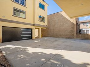 4102 Spencer St, Torrance CA 90503