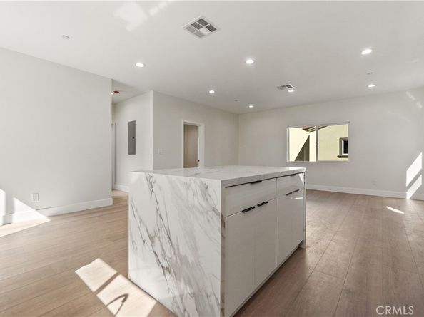 4102 Spencer St, Torrance CA 90503