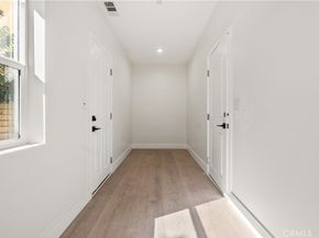 4102 Spencer St, Torrance CA 90503