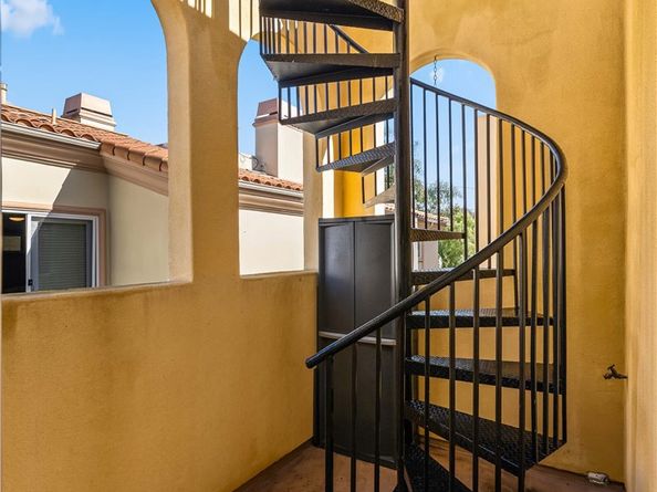 235 S Irena, Redondo Beach CA 90277