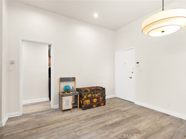 855 Victor 111, Inglewood CA 90302