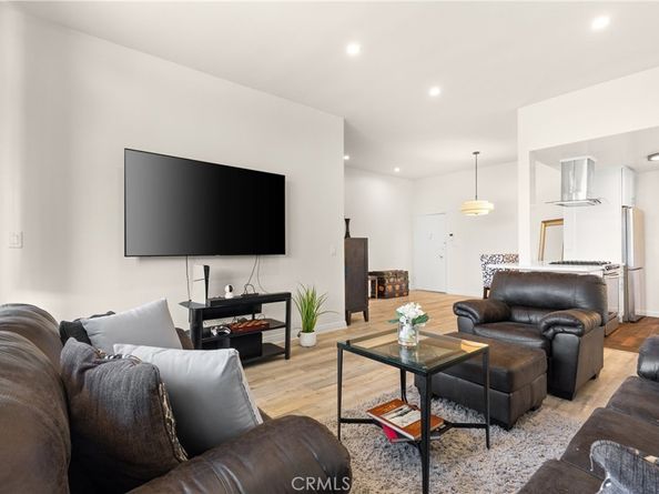 855 Victor 111, Inglewood CA 90302