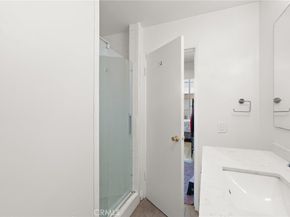 855 Victor 111, Inglewood CA 90302