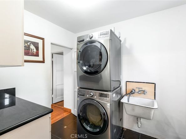 2431 S Holt, Los Angeles CA 90034