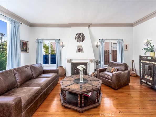 2431 S Holt, Los Angeles CA 90034