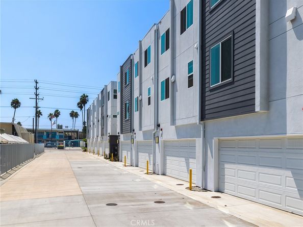 121 E 223rd Street 3, Carson CA 90745