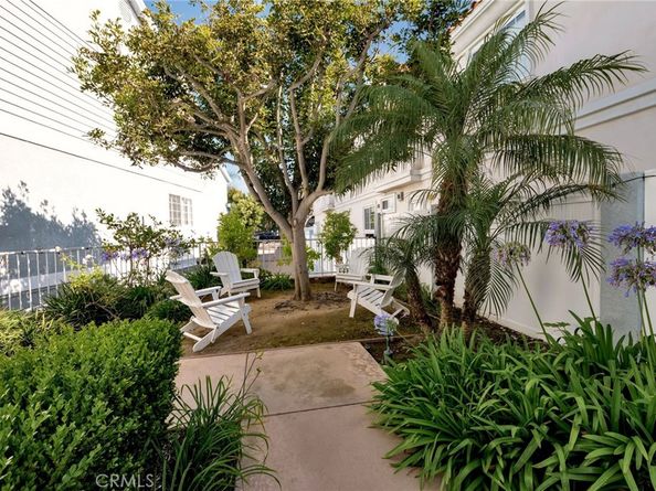105 N Broadway E, Redondo Beach CA 90277