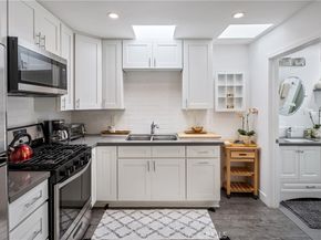 2317 Walgrove, Los Angeles CA 90066