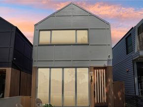 647 Navy Street, Santa Monica CA 90405