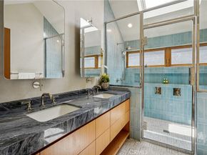 647 Navy Street, Santa Monica CA 90405