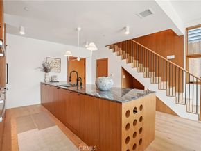 647 Navy Street, Santa Monica CA 90405