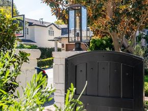 2100 Pine Ave, Manhattan Beach CA 90266