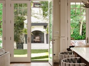 2100 Pine Ave, Manhattan Beach CA 90266