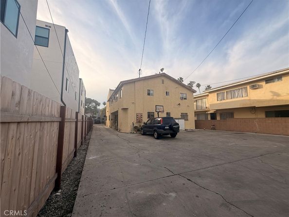 732 N Kingsley, Los Angeles CA 90029
