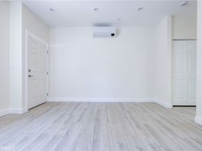 2947 West Blvd, Los Angeles CA 90016