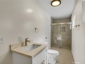 2947 West Blvd, Los Angeles CA 90016