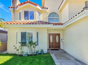 24220 Los Codona, Torrance CA 90505