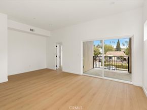 642 E Fairview Boulevard, Inglewood CA 90302