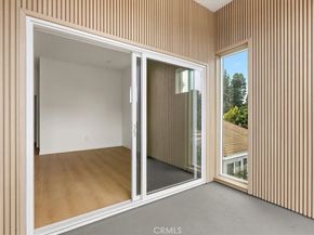 642 E Fairview Boulevard, Inglewood CA 90302